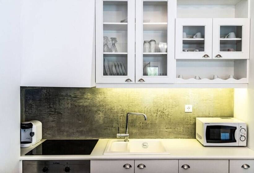 Hotel Aqualung Suites