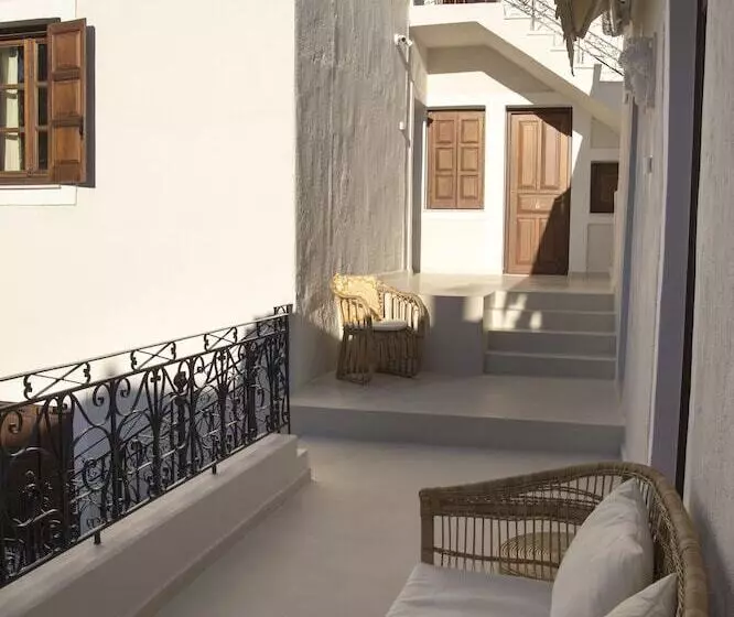 هتل Teresa Spetses