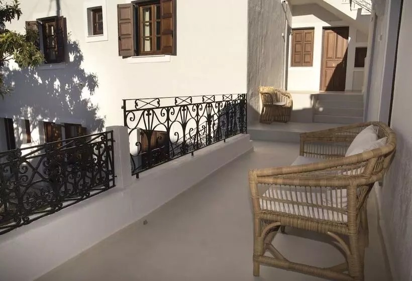 هتل Teresa Spetses