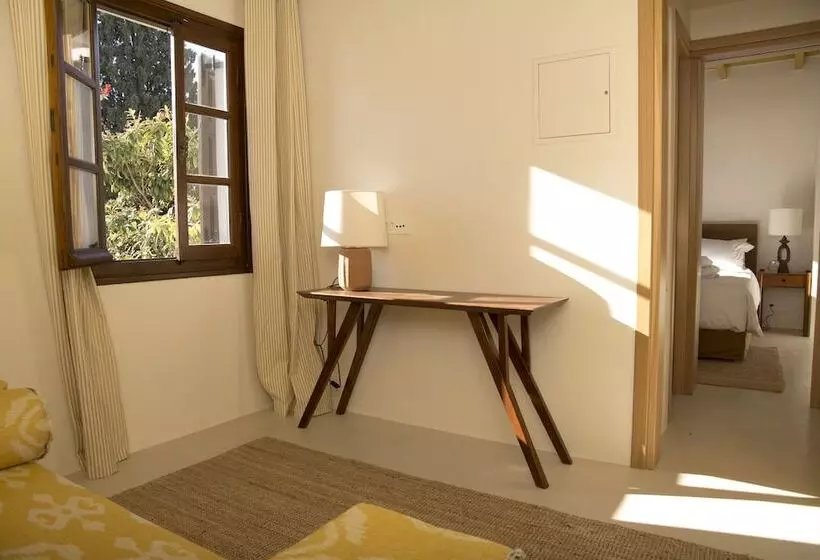 هتل Teresa Spetses