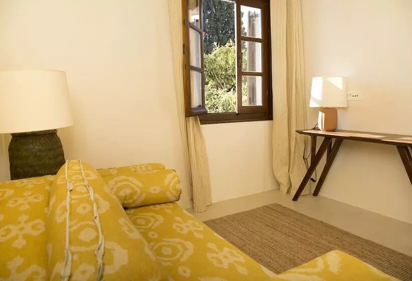 هتل Teresa Spetses