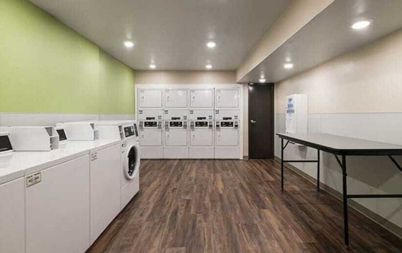 酒店 Woodspring Suites Fort Myers Cape Coral