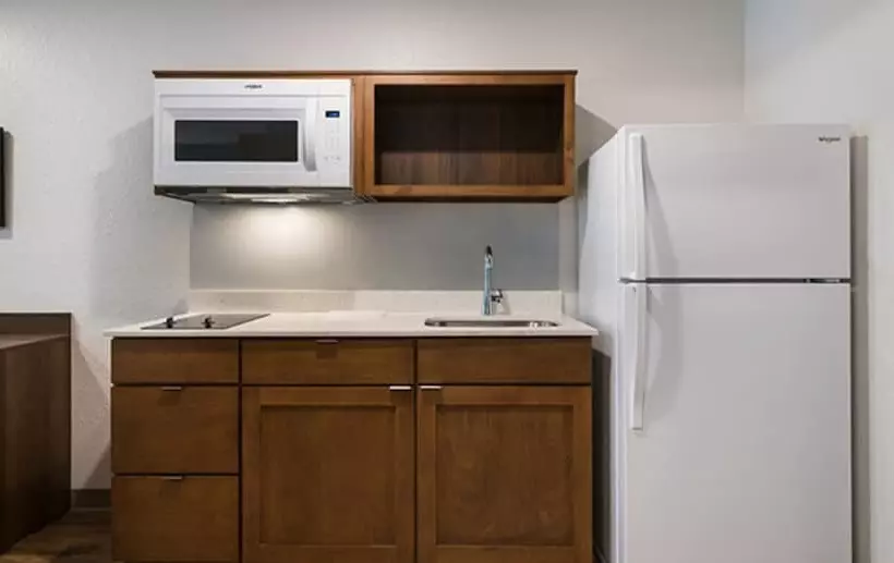 ホテル Woodspring Suites Fort Myers   Cape Coral