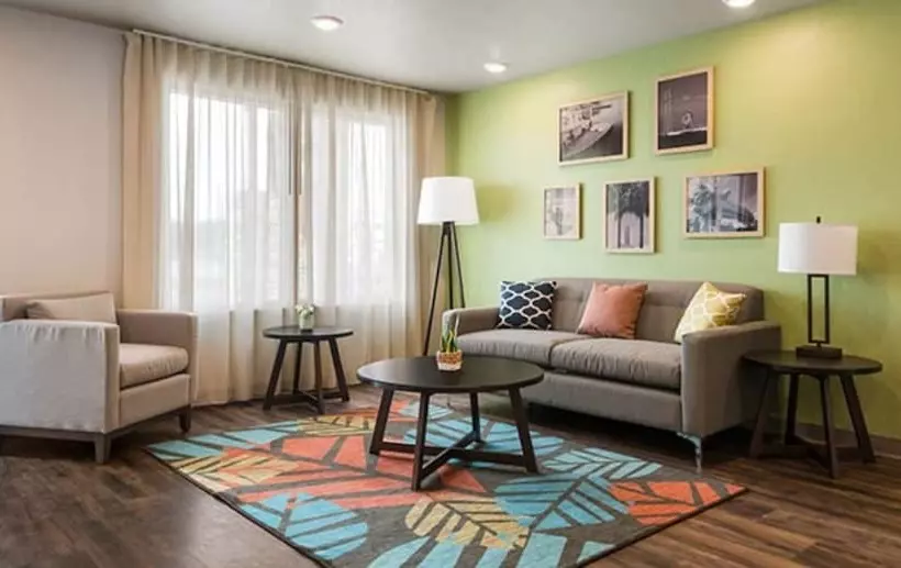 ホテル Woodspring Suites Fort Myers   Cape Coral