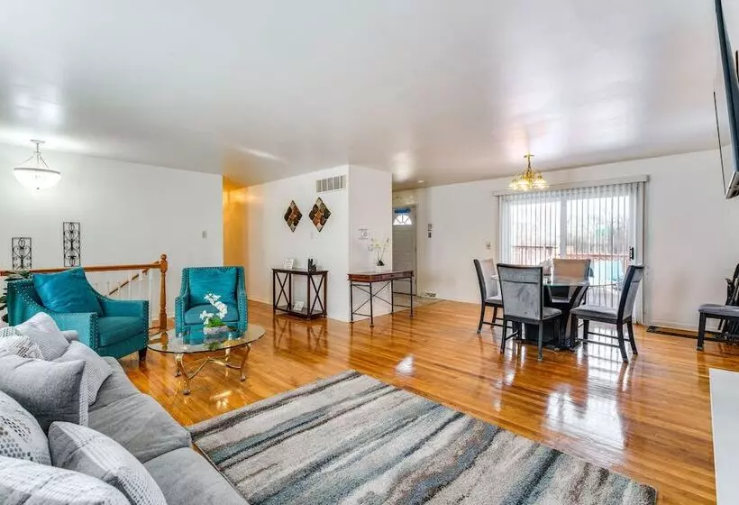 Markham Retreat Near Parks ~ 24 Mi To Chicago!