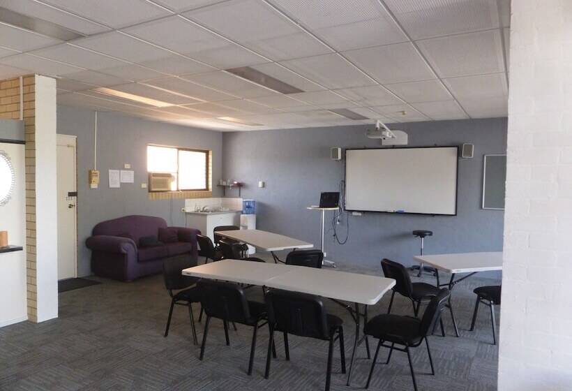 ペンション 22 Fischer St