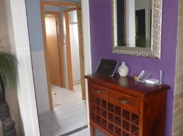 ペンション 22 Fischer St