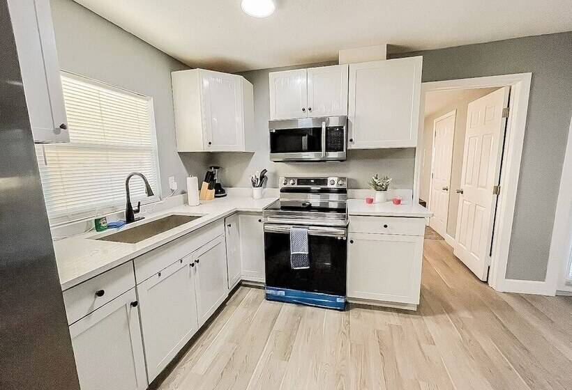 Pensjonat Modern Space In The Heart Of Tampa