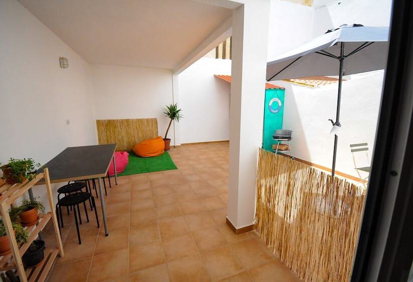 Пансион Surf Vibe Guest House