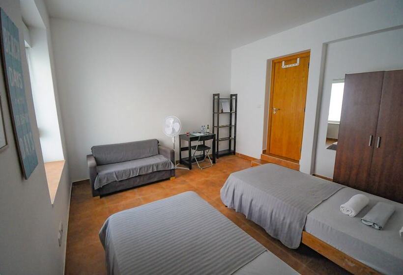 Пансион Surf Vibe Guest House