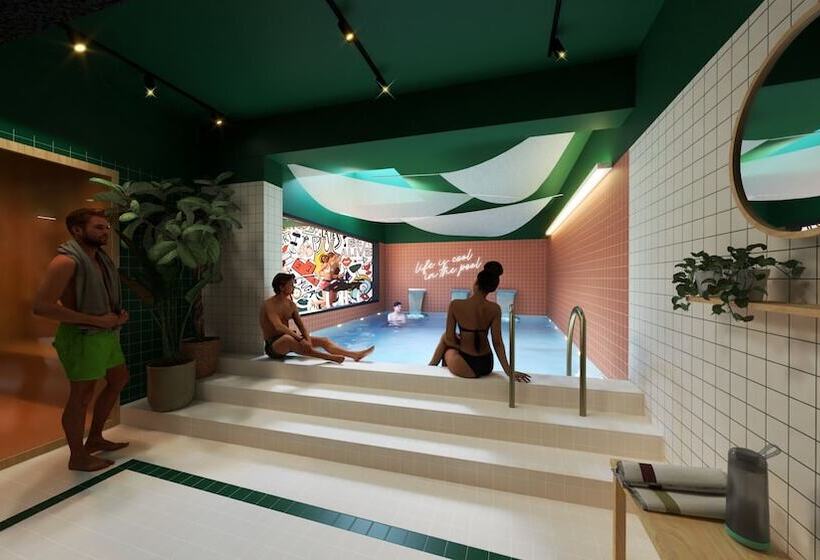 住所 Hife Paris Issy