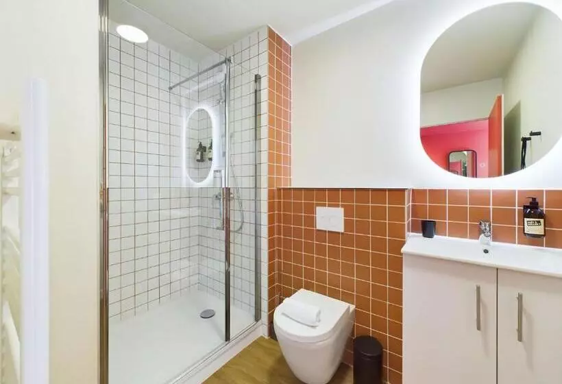 اقامتگاه Hife Paris Issy