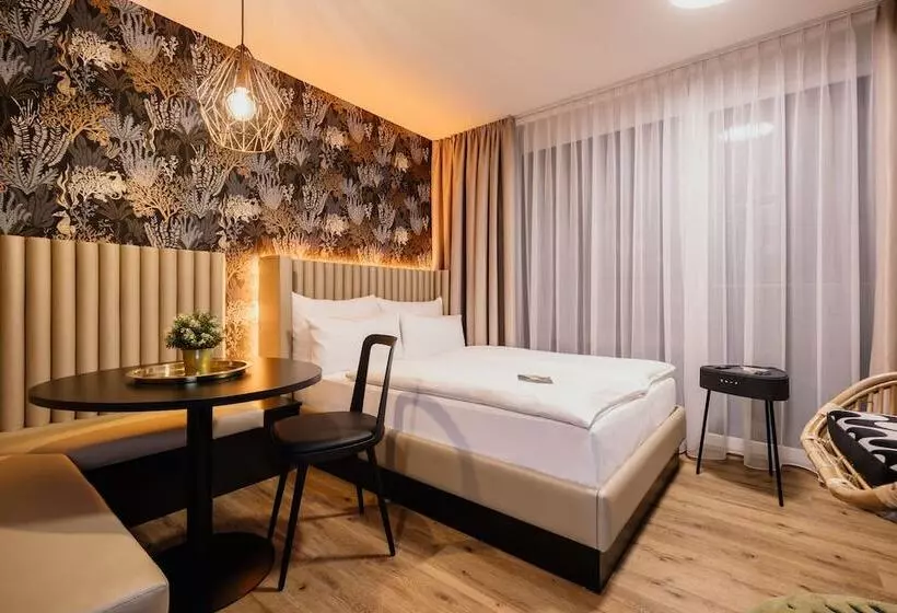 Rioca Frankfurt Posto 7