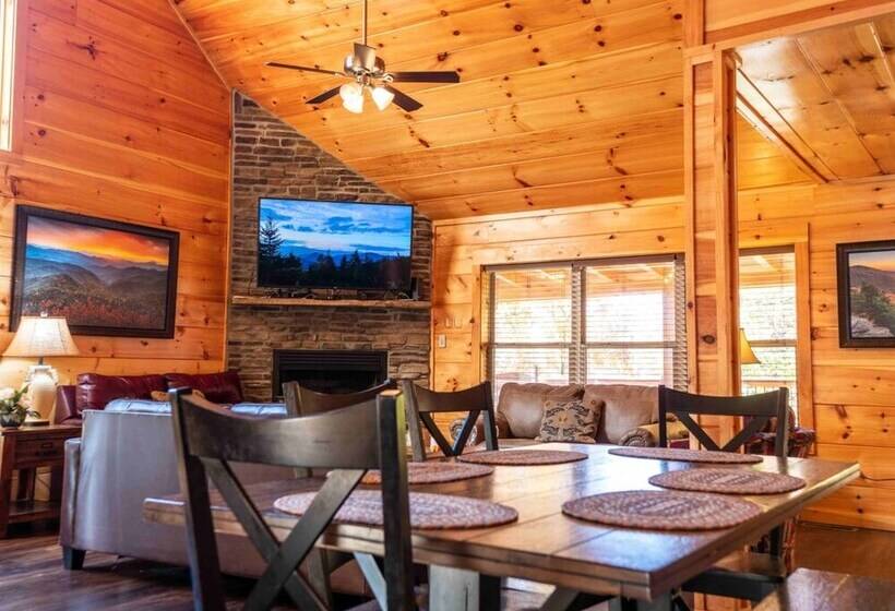 Whispering Pines Retreat By Ghosal Luxury Lodging