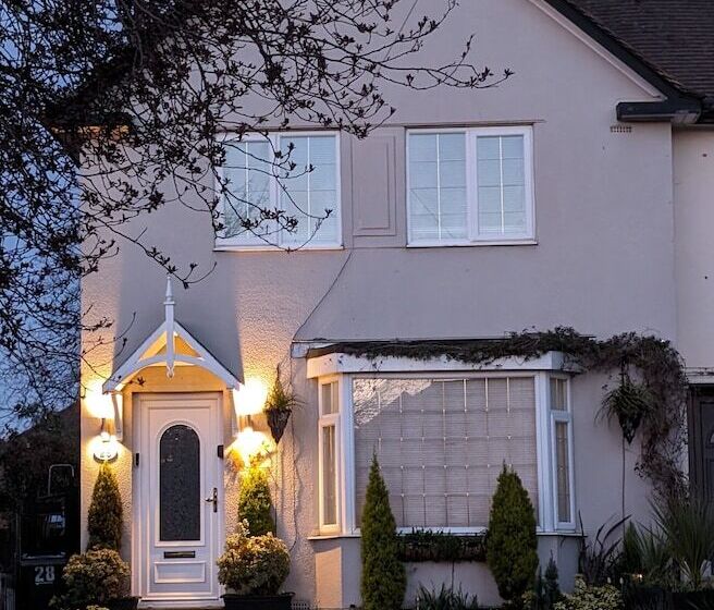 ペンション Tropical Garden Oasis Rooms