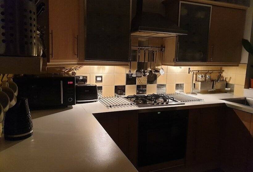 ペンション Tropical Garden Oasis Rooms