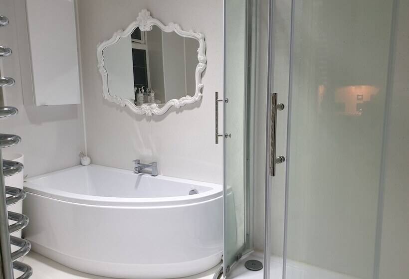 ペンション Tropical Garden Oasis Rooms