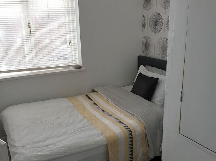 ペンション Tropical Garden Oasis Rooms