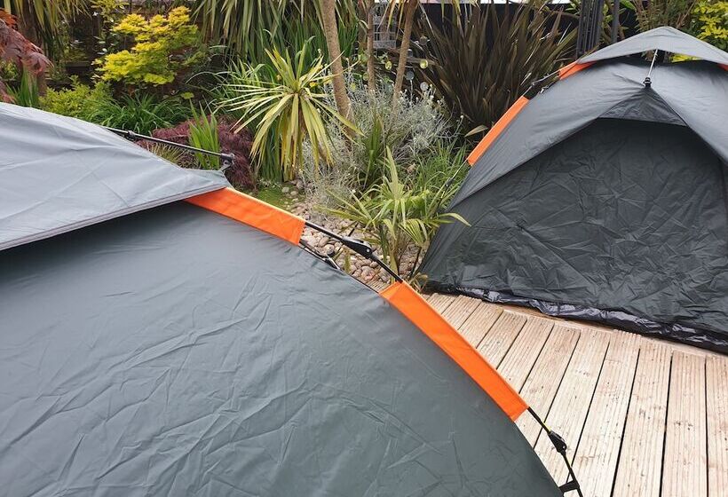 ペンション Tropical Garden Oasis Rooms