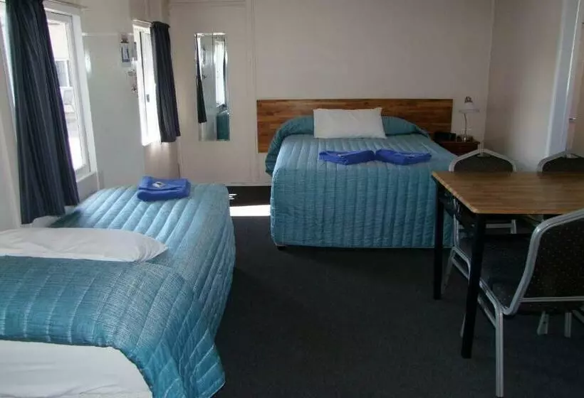 Acacia Motel