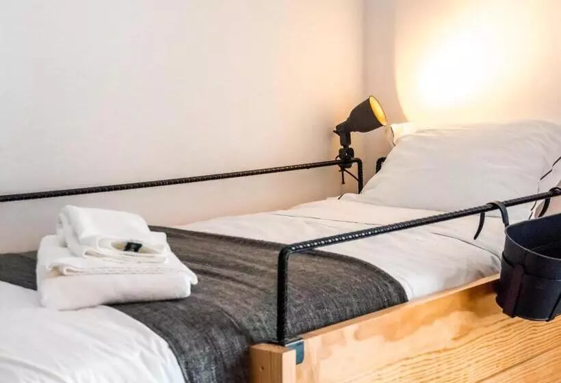 هاستل Procyon Boutique & Suites