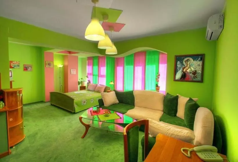 Family Hotel Mania