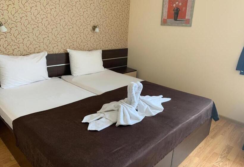 Family Hotel Piter