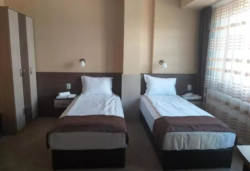 Family Hotel Relax