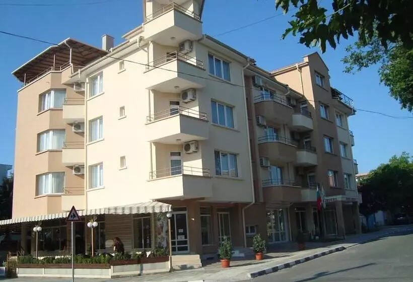 Hotelli Astra