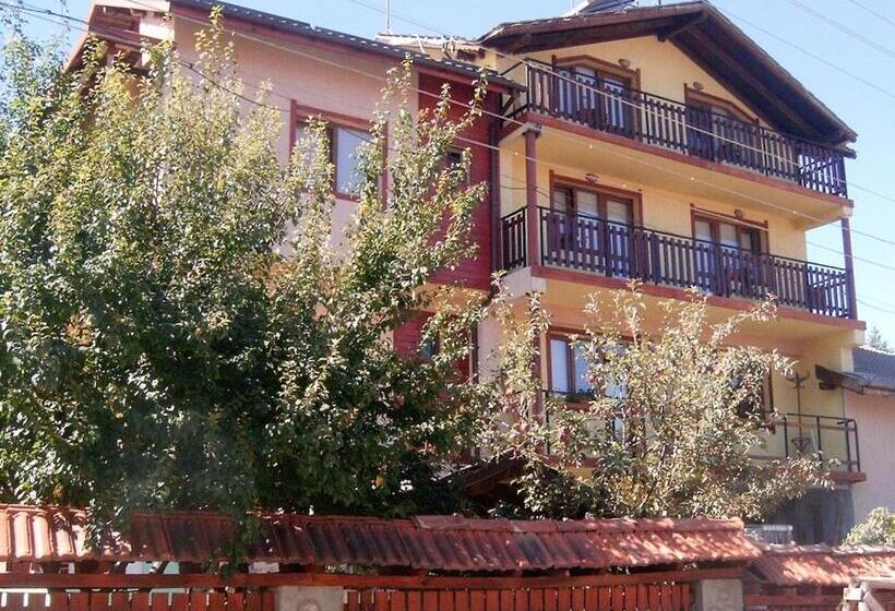 Family Hotel Chichin