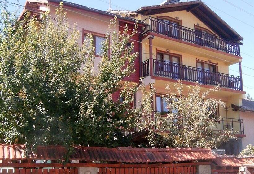 Family Hotel Chichin