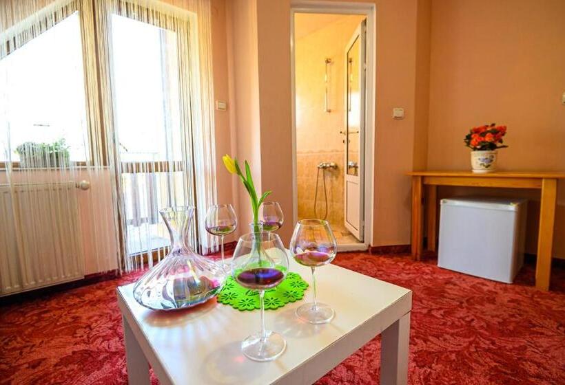 Family Hotel Chichin