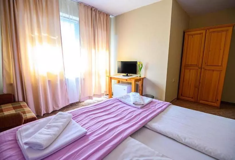 Family Hotel Chichin