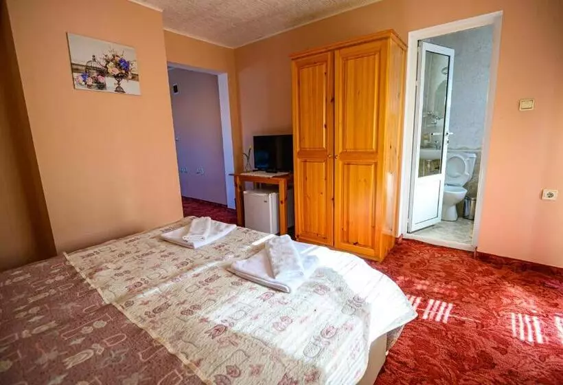 Family Hotel Chichin