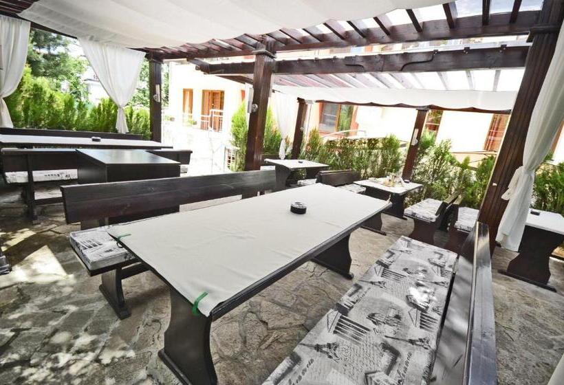 酒店 Eleganza Family