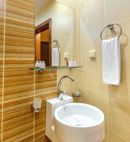 酒店 Eleganza Family