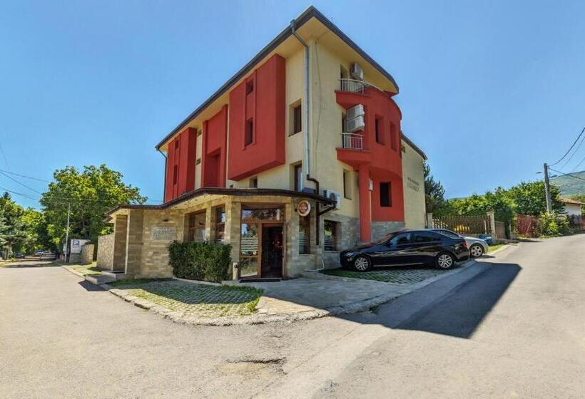 酒店 Eleganza Family