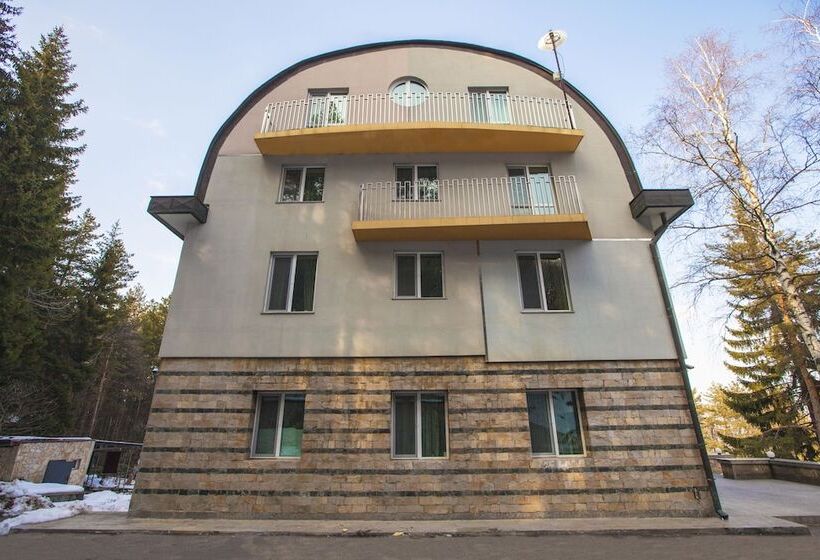 Family Hotel Saint George