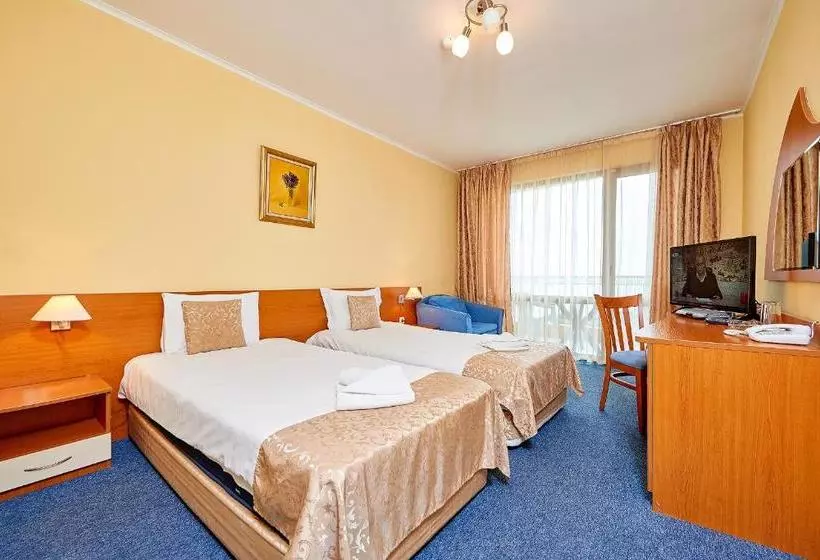 Paradise Hotel & Relax Center