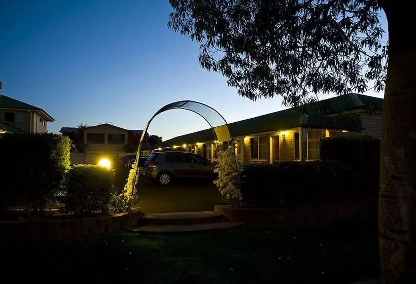Hotelli Starlight Motor Inn
