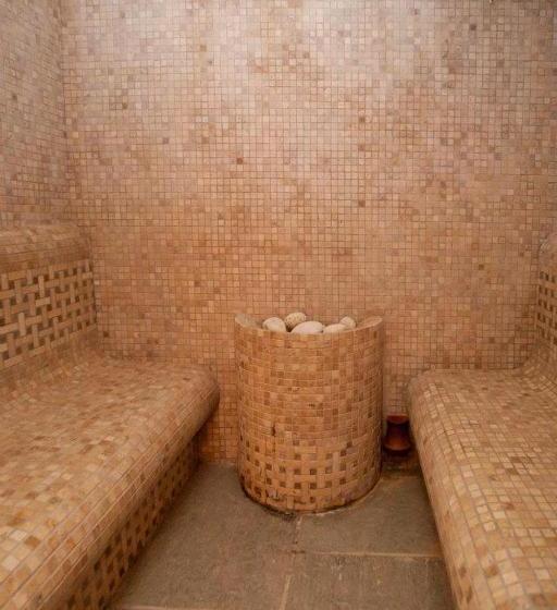 هتل Villa Bizantium