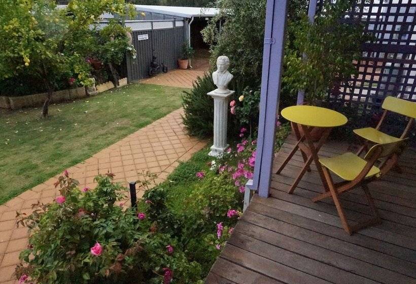 Мотель Suites On Avon