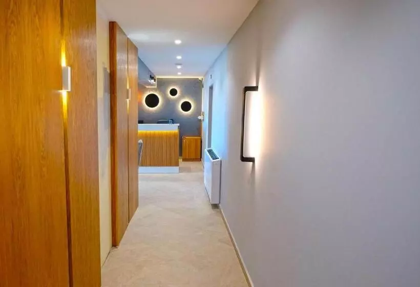 Paradise Hotel & Relax Center