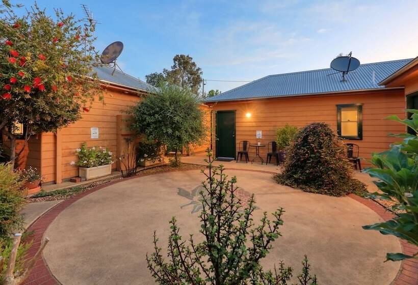 Prince Of Wales Hotel Gulgong