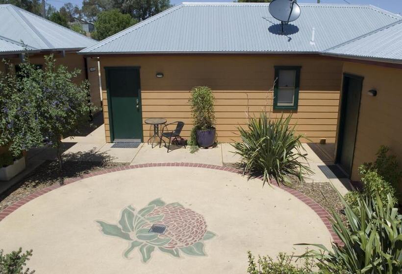 Prince Of Wales Hotel Gulgong