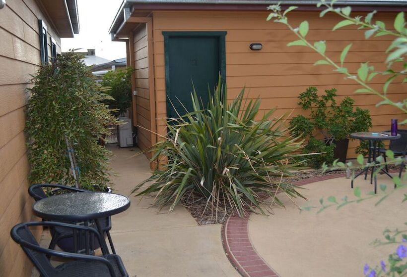 Prince Of Wales Hotel Gulgong