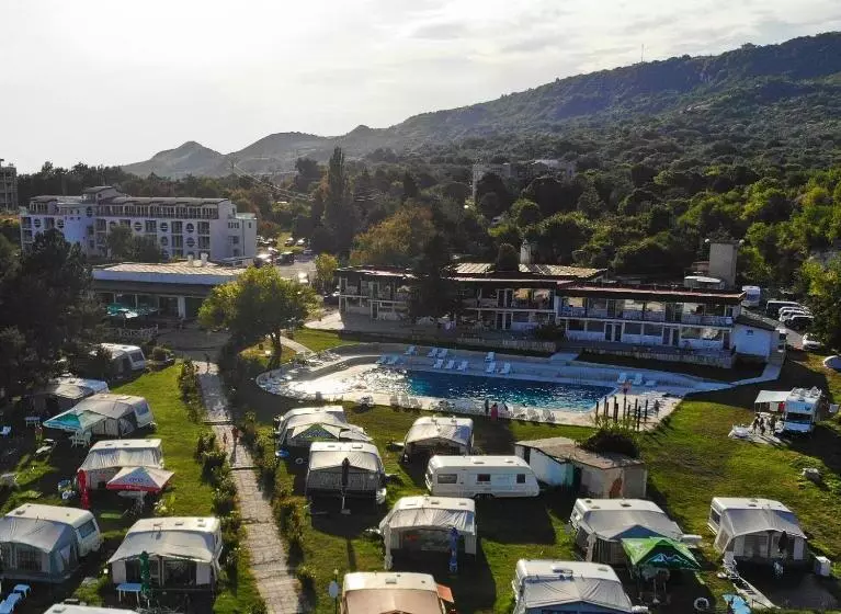Saint George Hotel 2