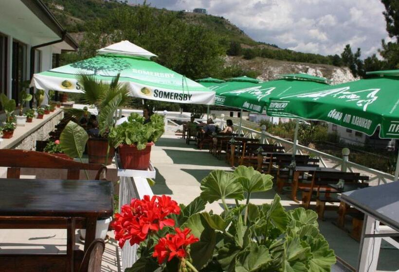 Saint George Hotel 2