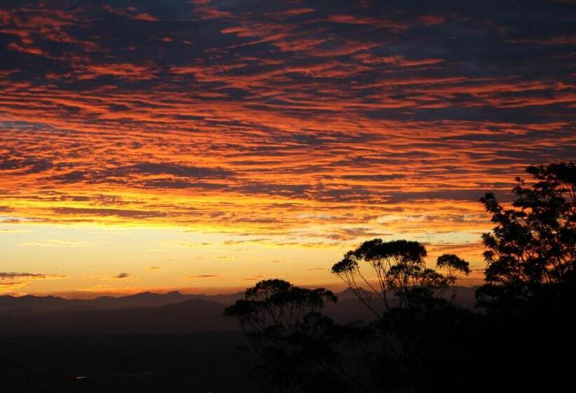 Avocado Sunset Bed & Breakfast