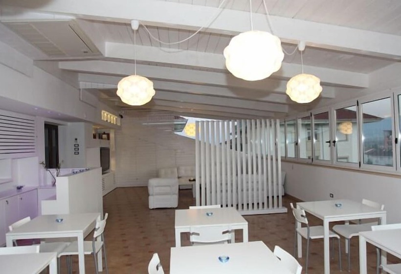 مبيت وإفطار Il Falco E Il Gabbiano